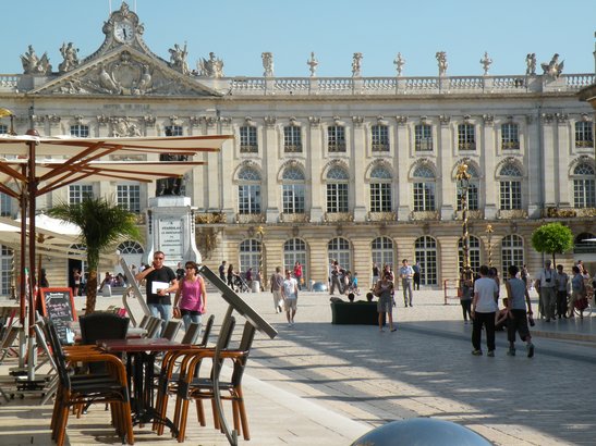  Hôtel de Ville au soleil